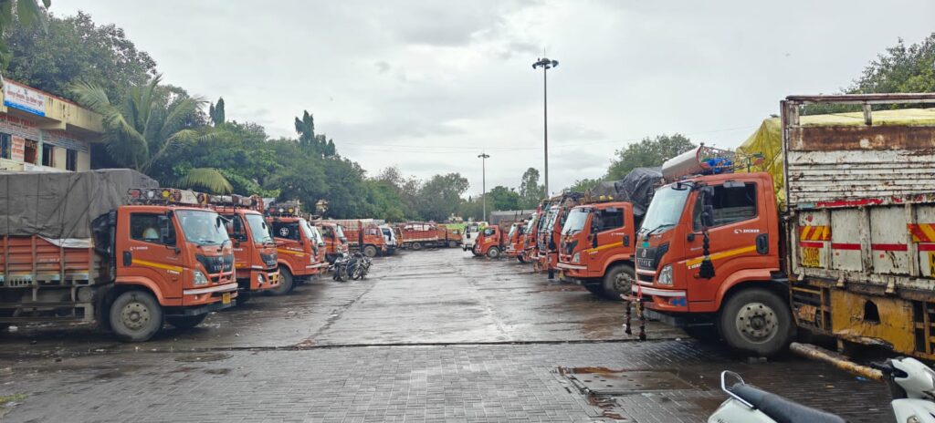 Transporters’ Bandh Hits Pune And JNPT, Demands Relief From E-Challan Penalties