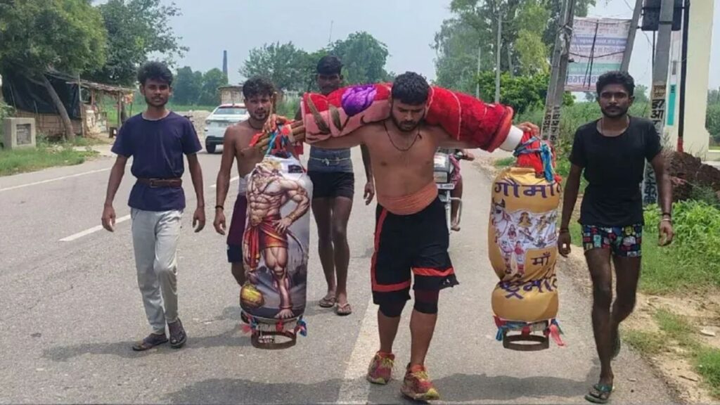 He’s Walking 220 Km With 121 Litres of Gangajal, The Reason?