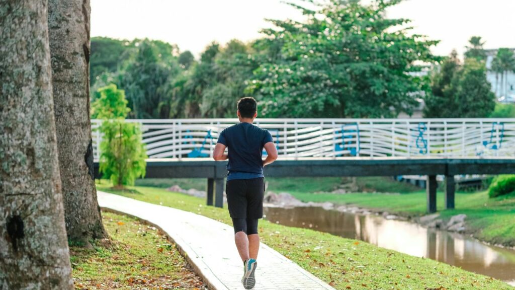 When Is the Best Time to Walk for Maximum Fitness Benefits? Here's What You Need to Know