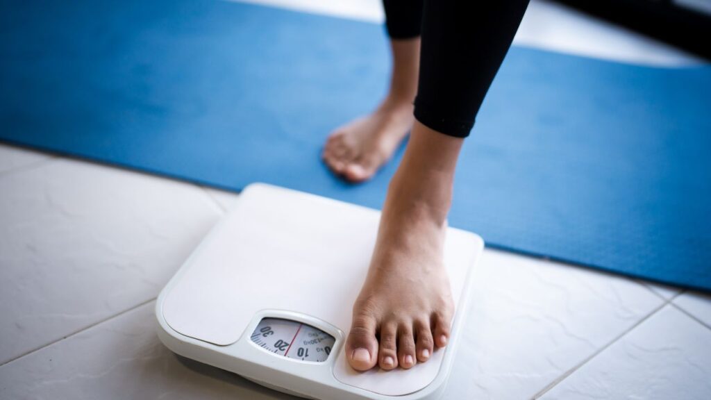 10 Common Eating Habits That Could Be Making You Gain Weight