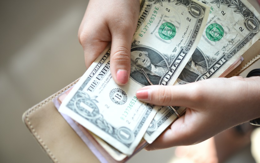 How a US Mom Used ChatGPT to Pay Off Nearly ₹20 Lakh in Credit Card Debt