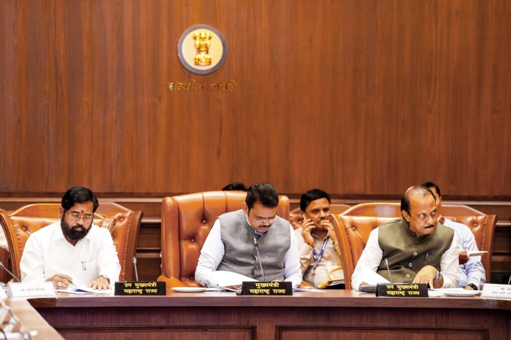 Maharashtra Govt Approves ₹1.35 Lakh Crore Investment in High-Tech and Thrust Sectors; Over 1 Lakh Jobs Expected