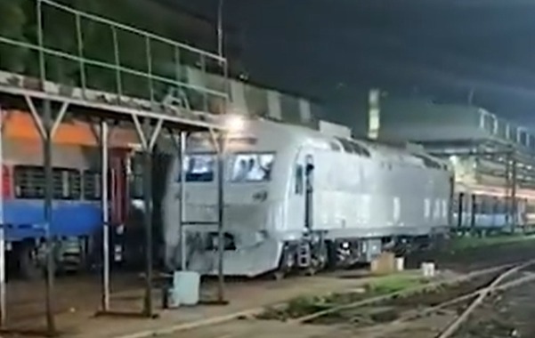 India's Leap into Sustainable Railways: Testing the First Hydrogen-Powered Train Coach in Chennai