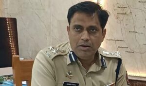 Pune Addl CP Manoj Patil Responds To Public On Helmet Laws, Towing, And Traffic Issues On X Live Session 