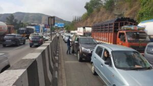 Massive Turnout Expected for Marathi Unity Rally in Mumbai; Traffic Snarls Likely on Pune-Mumbai Expressway