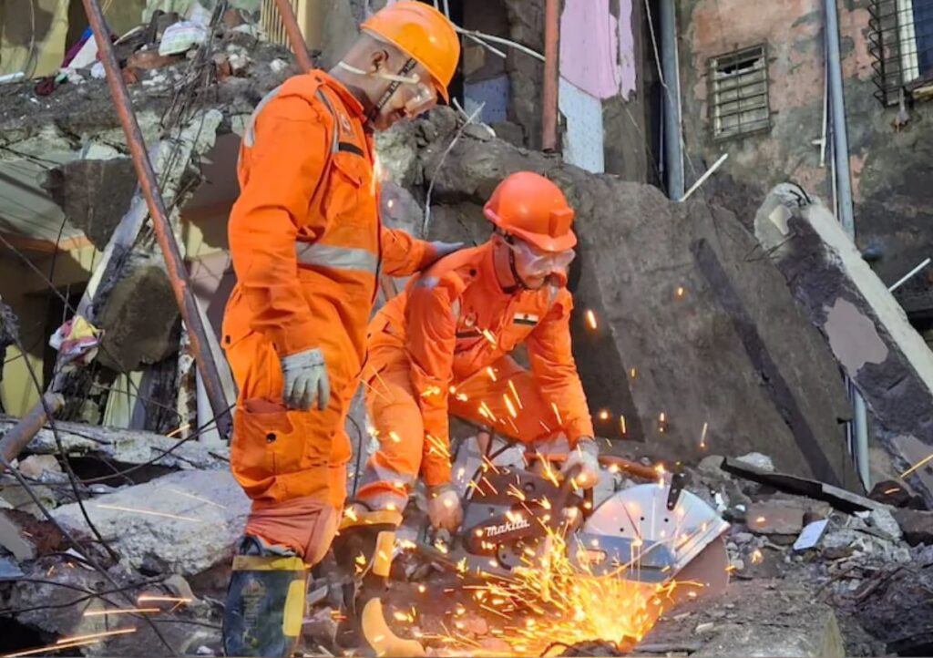 Tragedy in Palghar: Four-Storey Building Collapses, Leaving Two Dead and Nine Injured in Maharashtra’s Shocking Incident