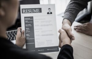 Man Allegedly Uses Photoshop On Salary Slips, Gets ₹12 Lakh Job Offer — Internet Jokes That The Editor Deserves The Real Package
