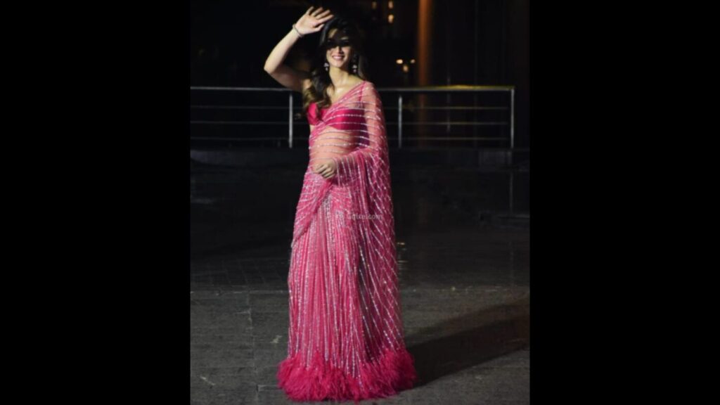 Bollywood Actress Crowned Most Beautiful, Surpasses Alia and Deepika, Wins National Award