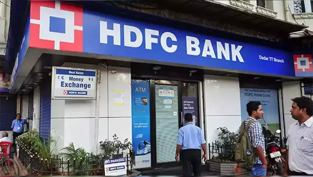 HDFC Bank Downtime Alert: WhatsApp, SMS & Phone Banking Services to Face Temporary Disruption on August 22–23