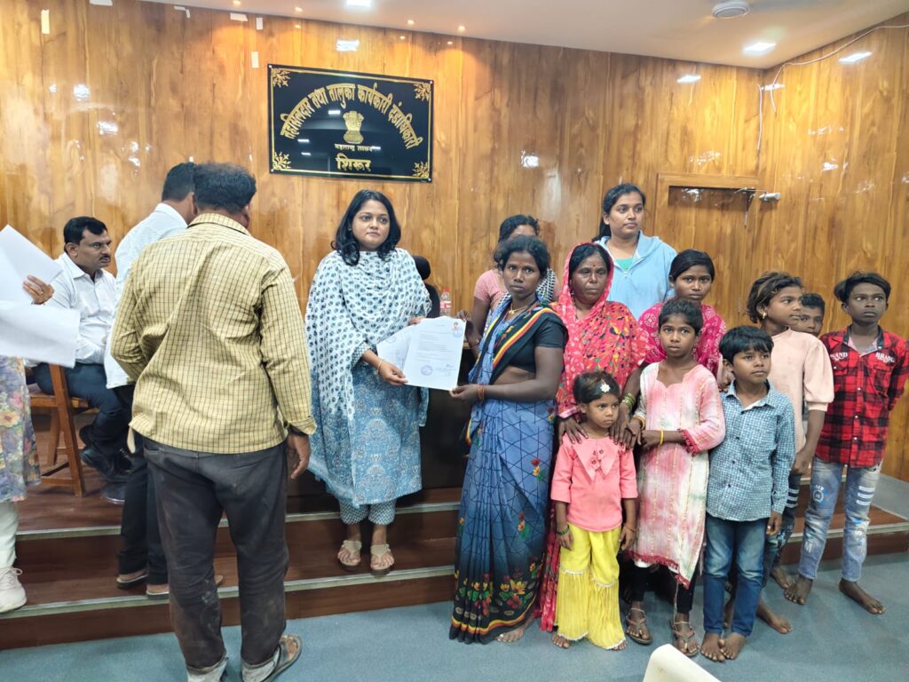 Pune: 12 Bonded Laborers Rescued From Jaggery Unit Through DLSA's Intervention