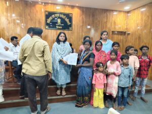 Pune: 12 Bonded Laborers Rescued From Jaggery Unit Through DLSA's Intervention