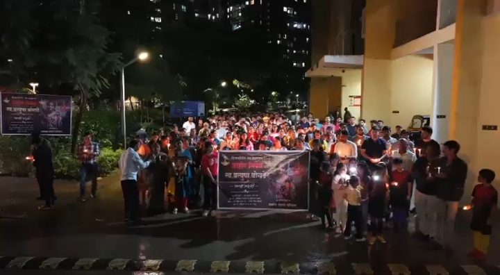 Pune: Hundreds Join Flashlight March in Hinjawadi to Honor 11-Year-Old Girl Killed in Road Tragedy