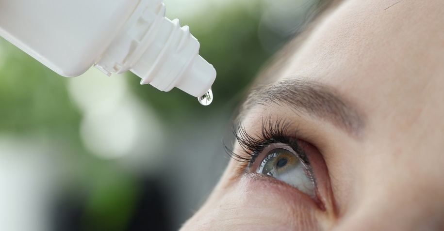 Say Goodbye to Reading Glasses – New Eye Drops Approved to Help You See Up Close