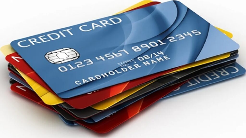 Using a Credit Card? Here’s One Thing You Should Never Do — It Can Cost You More Than You Think
