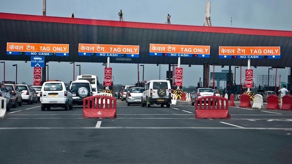 FASTag Annual Pass 2025 Launching August 15: ₹3,000 for 200 Trips or 1 Year - Optional for Highway Users