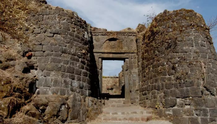 Haunted Pune: The City's Most Mysterious Spots That Locals Still Whisper About