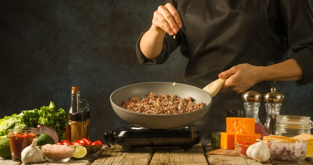 “₹1.8 Lakh a Month, 30 Minutes Per Home”: Mumbai Cook’s Income Sparks Internet Debate