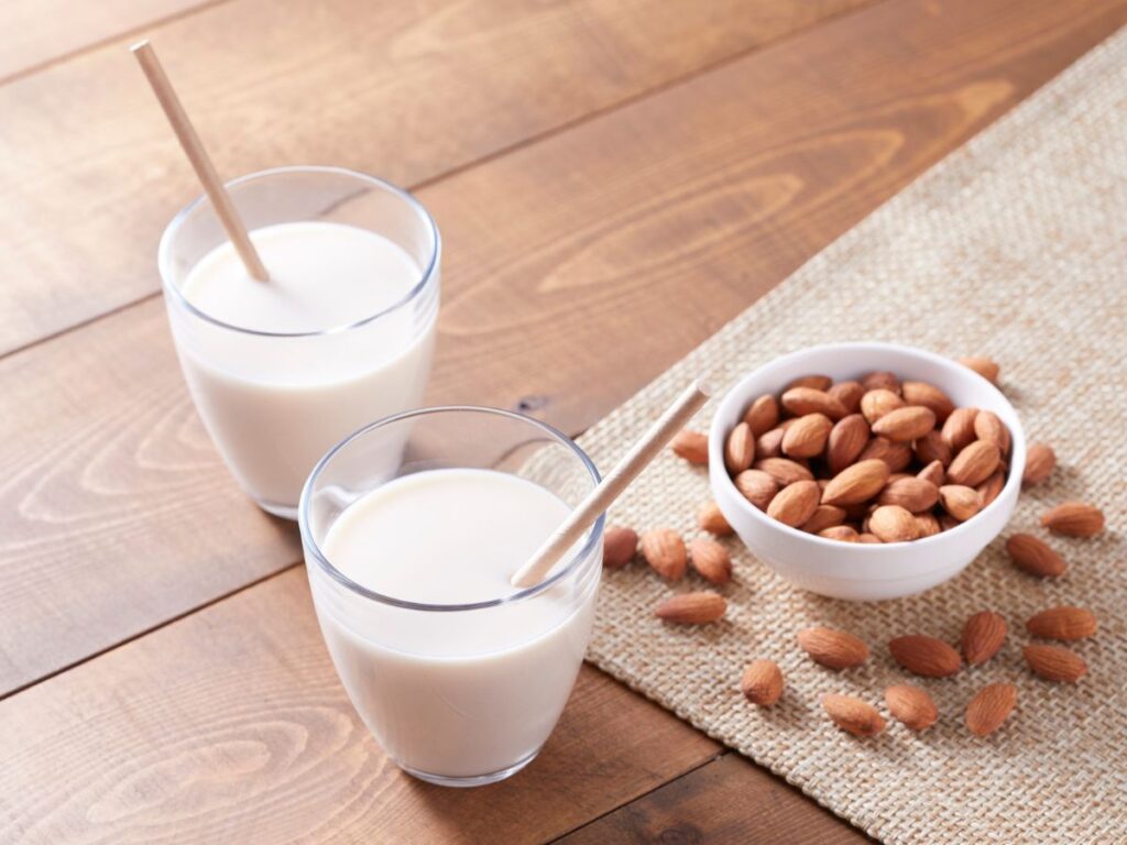 Turn Your Child’s Daily Glass of Milk Into a Superdrink With These 6 Ingredients