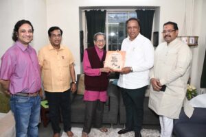 Pune University To Open Cartoon Studies Department Honouring Veteran Cartoonist SD Phadnis, Announces Ashish Shelar