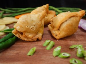Crispy, Spicy and…Illegal? The Surprising Reason Samosas Are Banned in This Nation