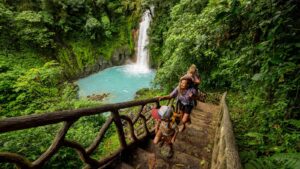 8 Beautiful and Safe Countries Without Armies That Are Perfect for Travel