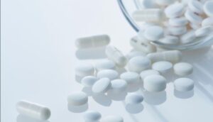Is It Safe to Take Paracetamol on an Empty Stomach? Here’s What Happens to Your Body and What to Know About Long-Term Use