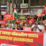 Pune: Wanowrie Locals Stage Protest Against Right Turn Block At Fatima Nagar, Urge Police Help