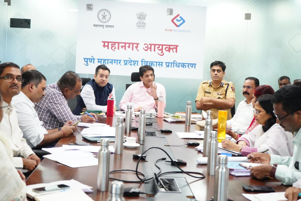 Pune: PMRDA Commissioner Reviews Ring Road Land Acquisition Progress 