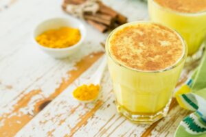 7 Proven Benefits of Drinking Turmeric Milk Before Bed — Plus the Perfect Recipe