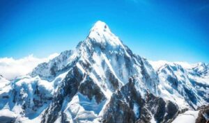Measuring Mountain Everest: The World’s Highest Peak, From the Great Trigonometric Survey to Modern Measurements