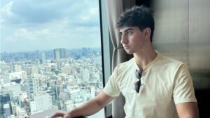 Started Coding at 7, Now 18-Year-Old CEO Makes Rs 12 Crore a Month With His AI Fitness App