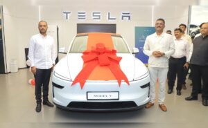 Tesla Delivers First Model Y in India to Maharashtra Minister in Mumbai