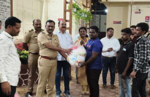 Pune: Loni Kalbhor Police Celebrate Diwali With Flood-Affected Residents Of Ruke Vasti In Theur 