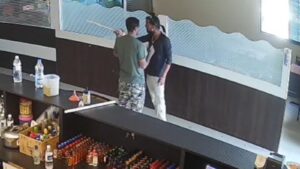 Pune: Bar Manager Assaulted After Being Denied Free Liquor; CCTV Footage Sparks Public Outrage