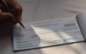Will Writing 'Lac' on a Cheque Get It Rejected? Here’s What You Should Know