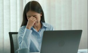 “They Laughed at Me”: Gurugram Woman Mocked for Mental Health Leave Sparks Outrage