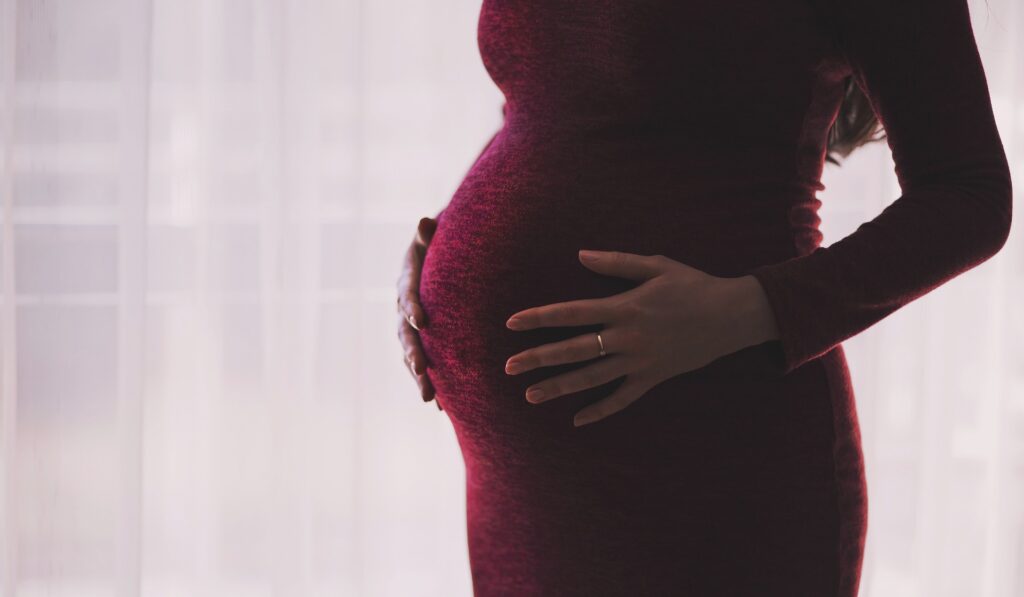 Maharashtra Govt Mandates Anomaly Scan For High-Risk Pregnancies At 18–20 Weeks