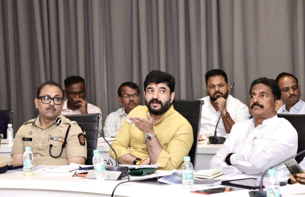 Pune: Speed Limit Slashed to 30 kmph; Ring Road DPR Fast-Tracked After Deadly Navale Bridge Accident