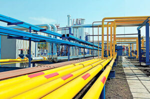 CNG Supply Disrupted in Mumbai After Pipeline Damage, Affecting Autos, Taxis, and Buses