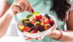 Are You Eating Fruits at the Wrong Hour? Here’s the Healthier Way to Time Your Fruit Intake