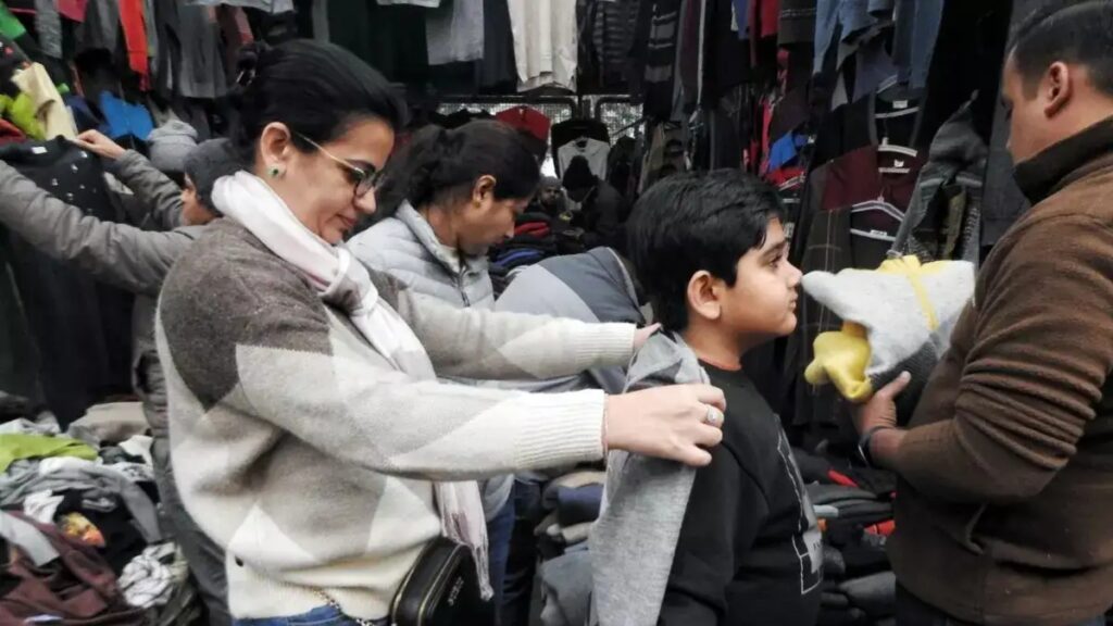 Chilly Winds Spark Winter Shopping Frenzy Across Local Markets
