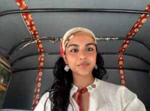 Bandana Girl’s Two-Second Rickshaw Clip Sends the Internet Spiraling: Everyone Now Wants to Know Her X Payout
