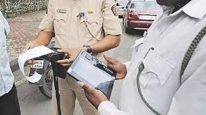 pPune Traffic Police Warns Vehicle Owners Against Fake WhatsApp Challans and Cyber Scams