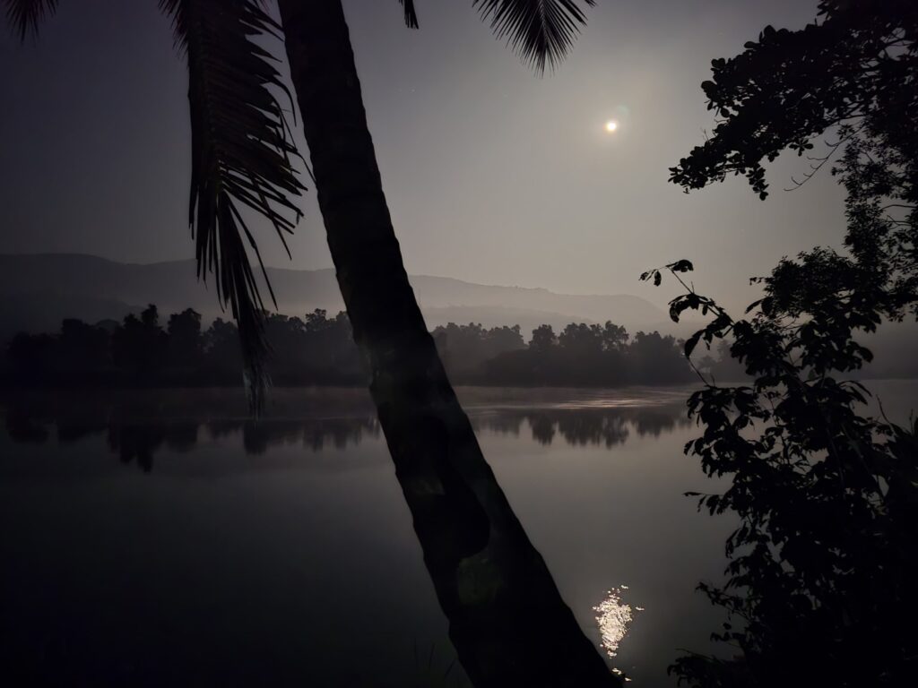 Maharashtra Literature Lovers Trace the Roots of ‘Tumbadche Khot’ in a Special Heritage Tour