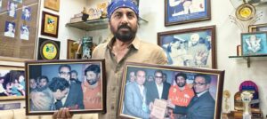 Pune Fan Remembers Heartwarming Moment With Dharmendra During Special Movie Screening Event