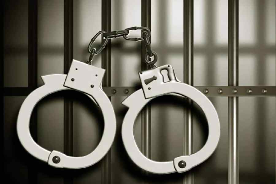 Canara Bank Assistant Manager Steals Rs 1.6 Crore from His Own Branch, Scooter Leads to Arrest