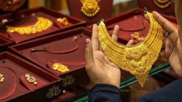 Gold Prices Recover While Silver Trades Steady on November 5: Check 24K, 22K, and 18K Rates Across Indian Cities