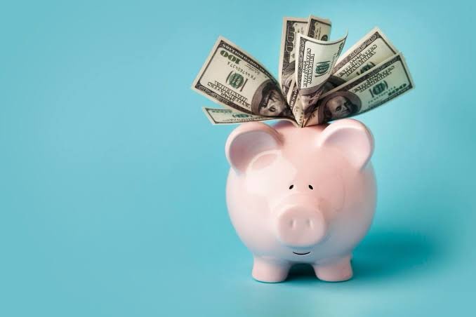 How Rs 10 Lakh Can Either Grow to Rs 24 Lakh or Skyrocket to Rs 2 Crore: A CA Explains the Smart Money Shift