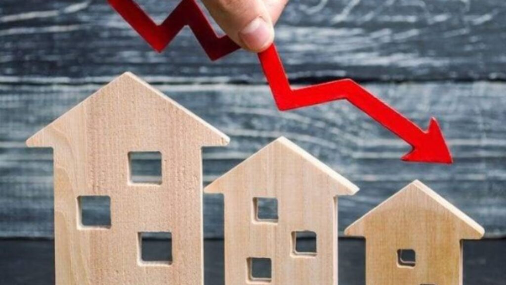 Housing Sales Slide To Four-Year Low In Q4 2025 As Pune, Mumbai See Sharpest Fall