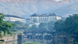 Pune Biker’s Thrilling Foggy Ride To ‘A City That Forgot How To Breathe’ Proves Worth Every Risk